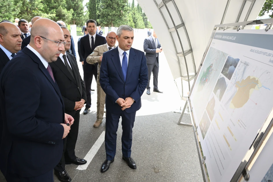 Dövlət rəsmiləri Ağdərə şəhərinin Baş planı ilə tanış olublar